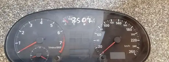 Audi A3 S3 8L Speedometer (instrument cluster) 8L0919860A