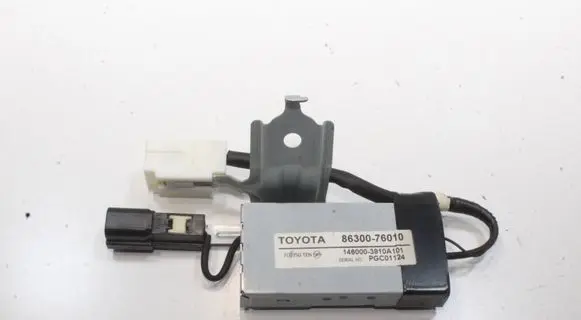 Lexus CT 200H Aerial antenna amplifier 8630076010