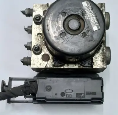Volkswagen Golf VI ABS Pump 1K0614517AS 1K0907379AH