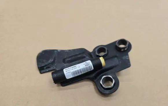 Volvo C70 Convertible roof lock/latch 31256997
