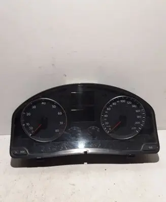 Volkswagen Golf V Speedometer (instrument cluster) 1K0920851F V0021000 VWZ7Z0D1224078