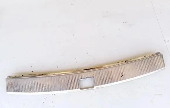 Volkswagen Touareg I Other trunk/boot trim element 7L6863459B