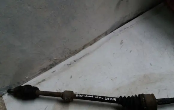 Mitsubishi Colt Front driveshaft