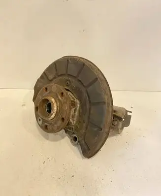 Volkswagen PASSAT B6 Front wheel hub