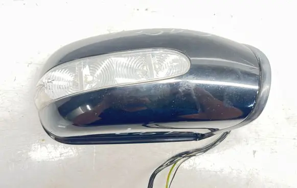 Mercedes-Benz E W211 Front door electric wing mirror 413133420