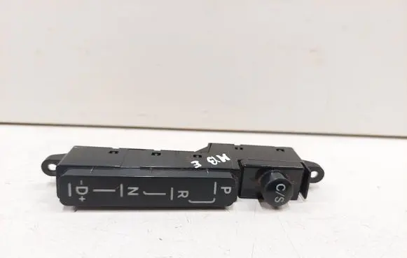 Mercedes-Benz E W211 Gear shift selector indicator A2115420526 13569821