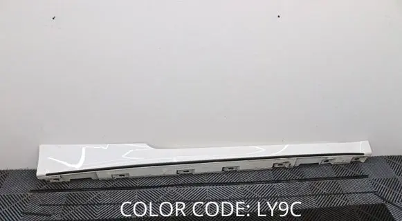 Audi A5 Sill 8W7853860A 8W5853860A