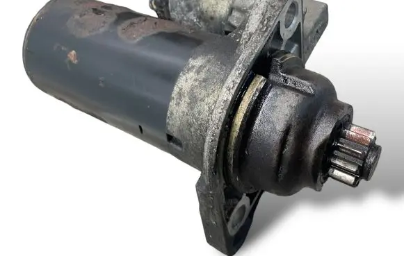 Volkswagen Polo IV 9N3 Starter motor 1005831511