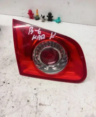 Volkswagen PASSAT B6 Tailgate rear/tail lights 3C9945093