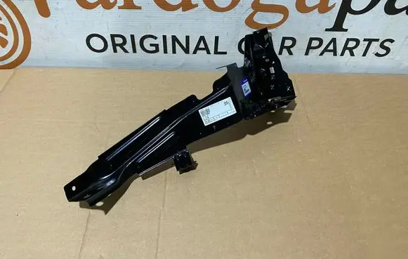 Volvo XC40 Headlight/headlamp mounting bracket 32377056