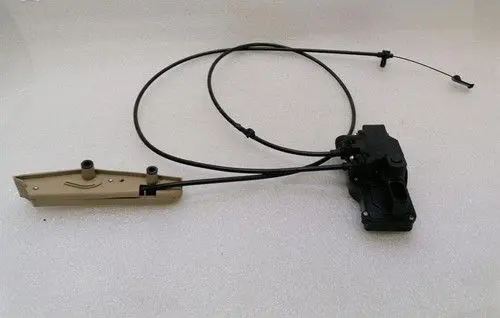 Chevrolet Corvette C6 Coupe door lock (next to the handle) 15946775