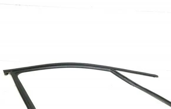 Audi Q5 SQ5 Rubber seal front door (on door) 8R0837440