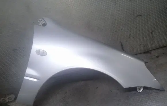 Mitsubishi Lancer Fender