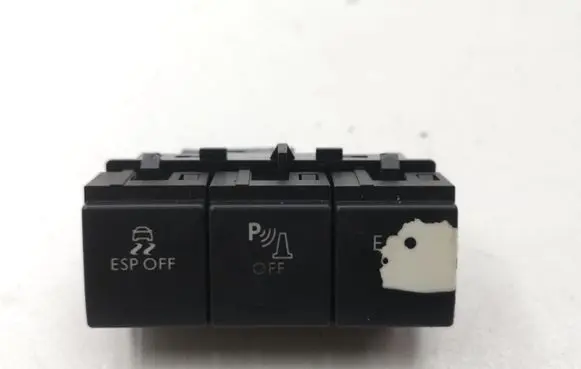 Peugeot 508 ESP (stability program) switch 96657752 03398230100