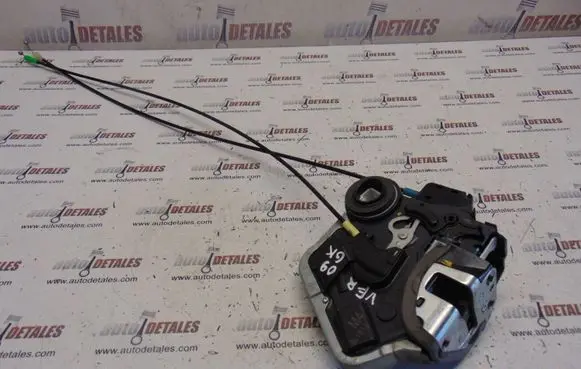 Toyota Verso Rear door lock