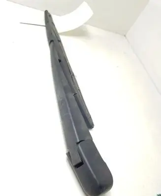 Mitsubishi Outlander Rear wiper blade arm