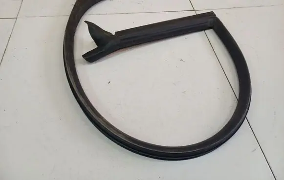 Audi A5 8T 8F Rubber seal front coupe door 