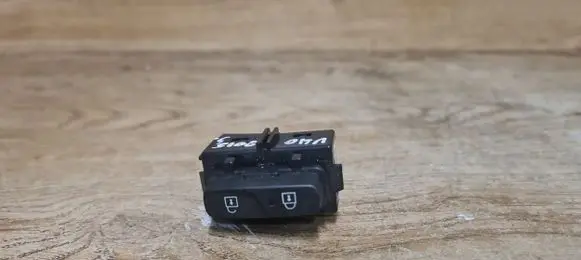 Volvo V40 Cross country Central locking switch button 31376499