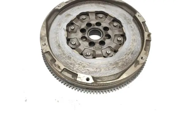Nissan NV400 Flywheel 302056909R