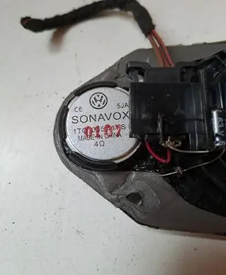 Volkswagen Touran I Rear door speaker 1TO035411S