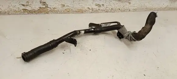 Porsche Cayenne (92A) Engine coolant pipe/hose 7p6121070am