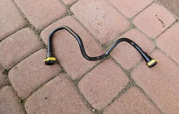 Opel Astra K Fuel line pipe 13368230