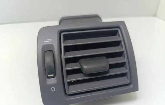 Volvo V50 Dashboard side air vent grill/cover trim 30715099