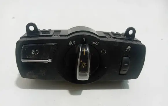 BMW 5 F10 F11 Light switch 9192745 3392030102