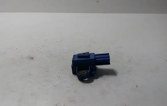 Volkswagen Golf V Airbag deployment crash/impact sensor 1K0955557A