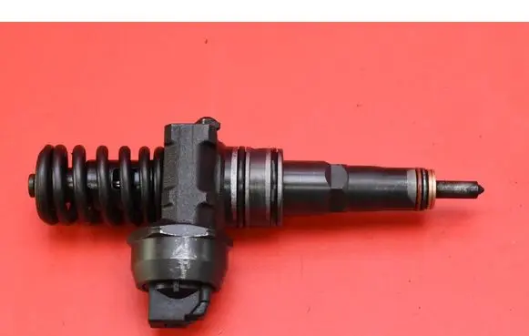 Audi A3 S3 8P Fuel injector 0414720215