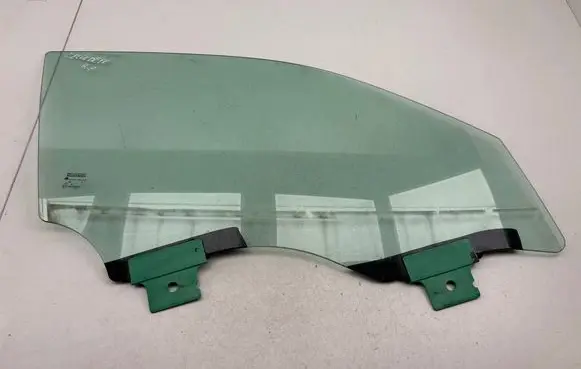Dodge Charger Front door window glass four-door 43R000257