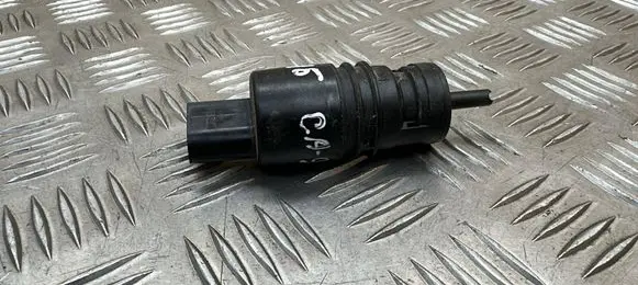 BMW 3 F30 F35 F31 Windscreen/windshield washer pump 7302589 67127302589 6712730258901