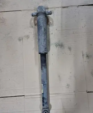 Chevrolet Cruze Rear shock absorber/damper 13332640