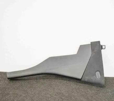 Maserati Ghibli (C) pillar trim AAH81010 670010908