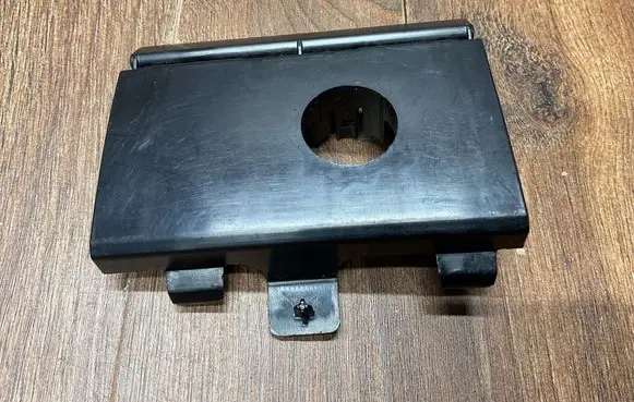 Porsche Cayenne (9Y0 9Y3) Front parking sensor holder (PDC) 9Y0807131