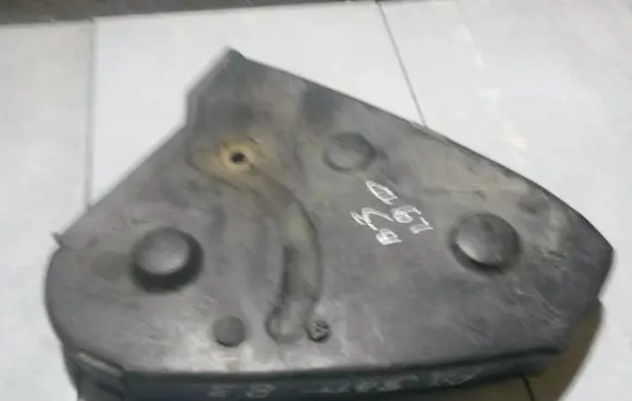 Volkswagen PASSAT B3 Timing belt guard (cover) 028109123c