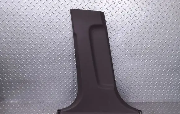 (B) pillar trim (bottom)