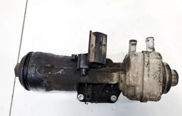 Skoda Octavia Mk2 (1Z) Oil filter cover 045115389G