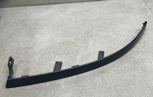Opel Omega B1 Under headlight/headlamp trim 09148391