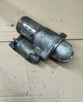 KIA Sportage Starter motor 361002A800
