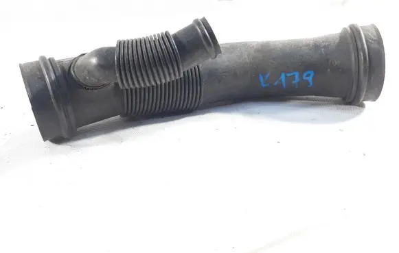 Audi A4 S4 B5 8D Air intake hose/pipe 06B129627