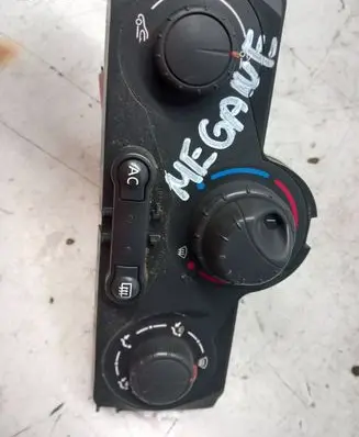 Renault Megane II Climate control unit F666445V