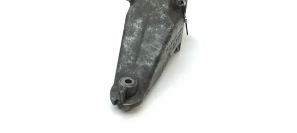 Mercedes-Benz SLK R171 Engine mounting bracket A2712231304 2712231304