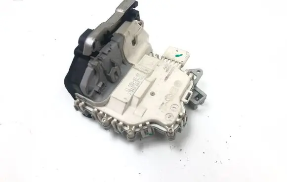 Audi A4 S4 B8 8K Rear door lock 8K0839015C
