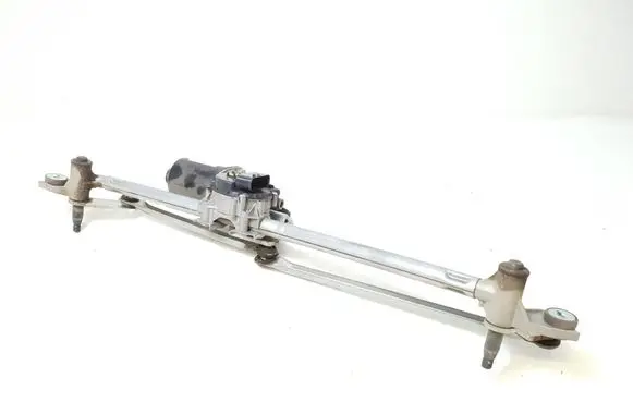 Ford Mustang VI Front wiper linkage and motor FR3B-17500-AC