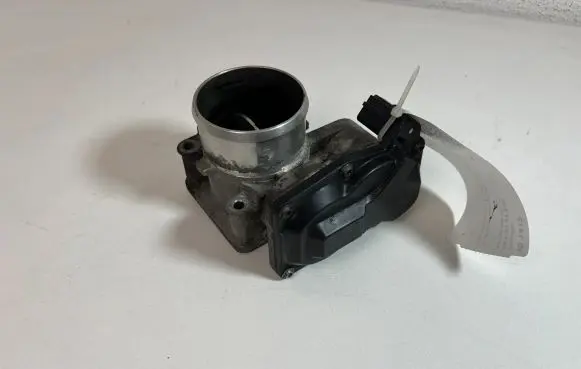 KIA Sportage Throttle body valve 351002F600