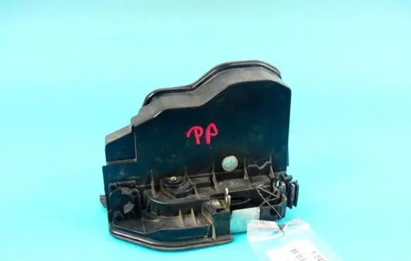 BMW X3 F25 Front door lock 7318416 IMPRK1249142