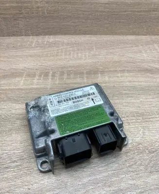 Mazda 3 I Airbag control unit/module BP4K57K30C 0285001554