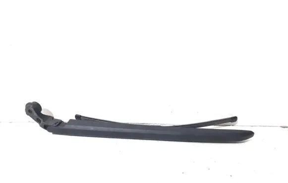 Volvo XC60 Rear wiper blade arm
