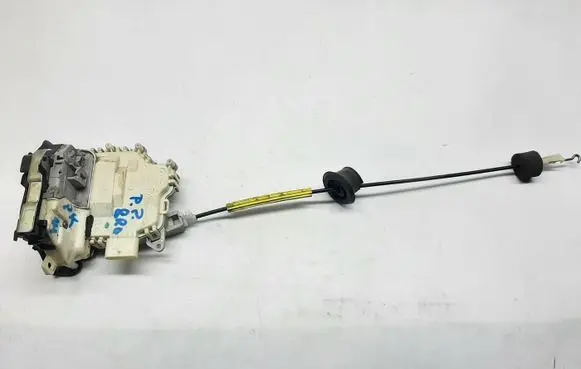 Audi Q5 SQ5 Front door lock 